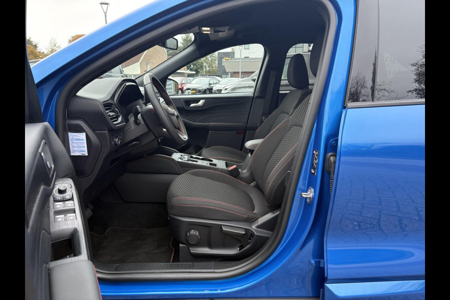 Ford Kuga 2.5 PHEV ST-Line 225pk | Nieuw Model! | Wegklapbare Trekhaak | Winter Pack Ford Kuga 2.5 PHEV ST-Line 225pk | Nieuw Model! | Wegklapbare Trekhaak | Winter Pack