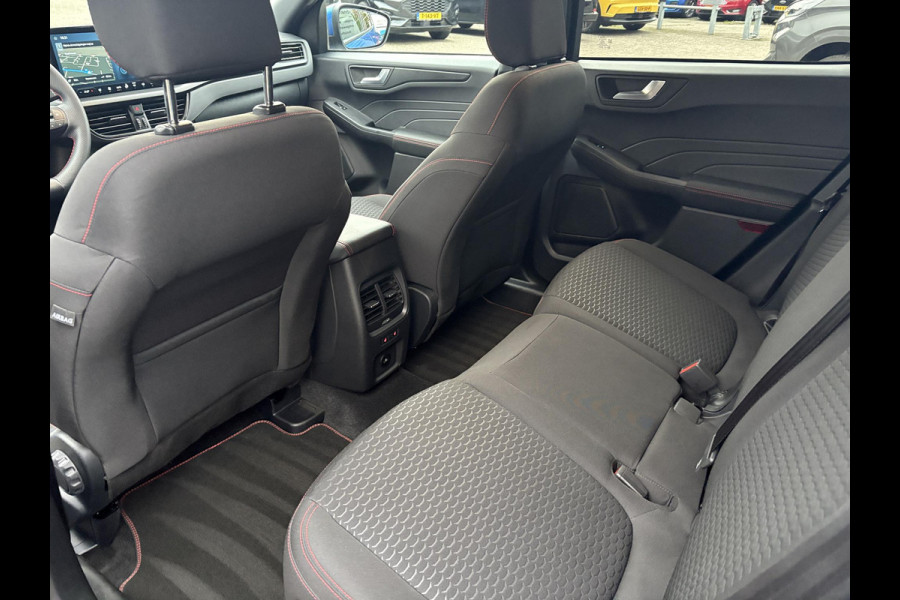 Ford Kuga 2.5 PHEV ST-Line 225pk | Nieuw Model! | Wegklapbare Trekhaak | Winter Pack Ford Kuga 2.5 PHEV ST-Line 225pk | Nieuw Model! | Wegklapbare Trekhaak | Winter Pack