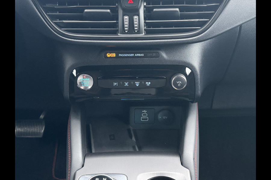 Ford Kuga 2.5 PHEV ST-Line 225pk | Nieuw Model! | Wegklapbare Trekhaak | Winter Pack Ford Kuga 2.5 PHEV ST-Line 225pk | Nieuw Model! | Wegklapbare Trekhaak | Winter Pack