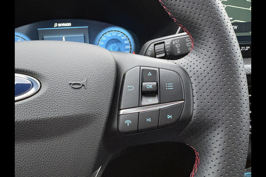 Ford Kuga 2.5 PHEV ST-Line 225pk | Nieuw Model! | Wegklapbare Trekhaak | Winter Pack Ford Kuga 2.5 PHEV ST-Line 225pk | Nieuw Model! | Wegklapbare Trekhaak | Winter Pack