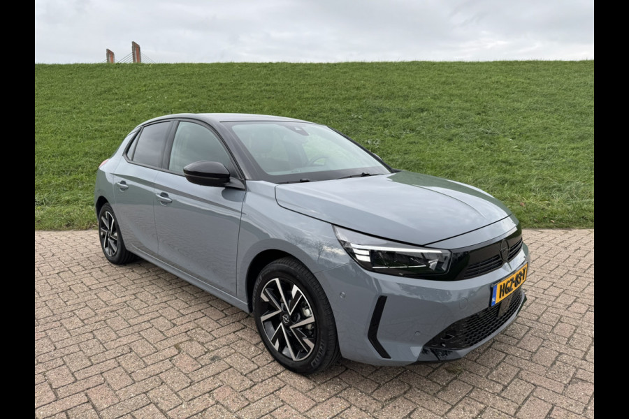 Opel Corsa 1.2 GS Climate Control | Camera | Keyless Opel Corsa 1.2 GS Climate Control | Camera | Keyless