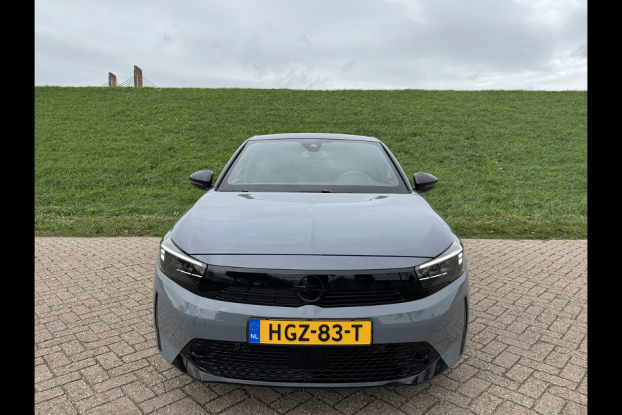 Opel Corsa 1.2 GS Climate Control | Camera | Keyless Opel Corsa 1.2 GS Climate Control | Camera | Keyless