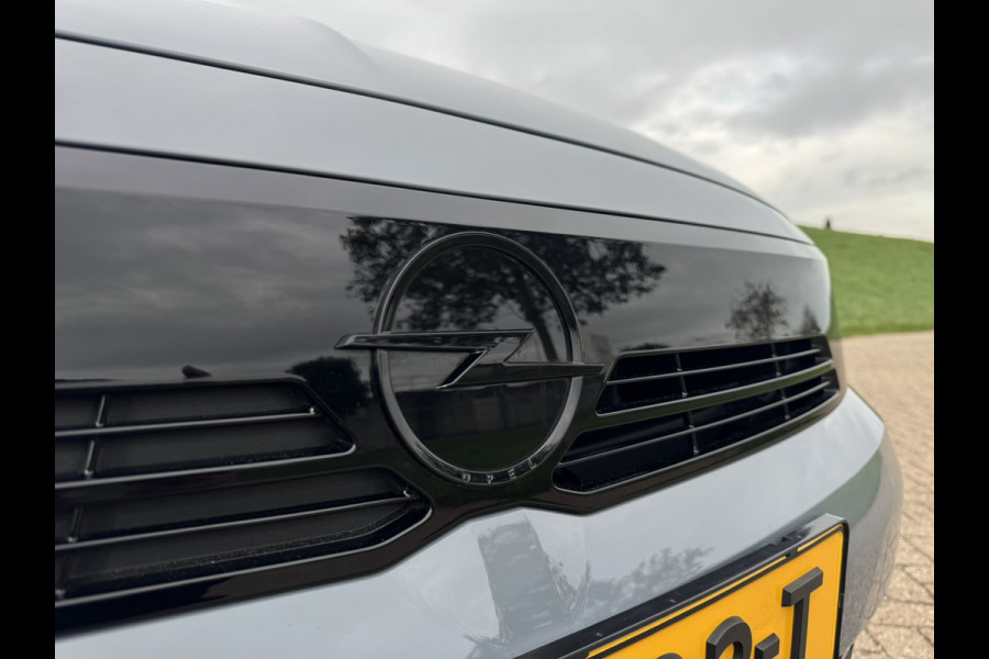 Opel Corsa 1.2 GS Climate Control | Camera | Keyless Opel Corsa 1.2 GS Climate Control | Camera | Keyless