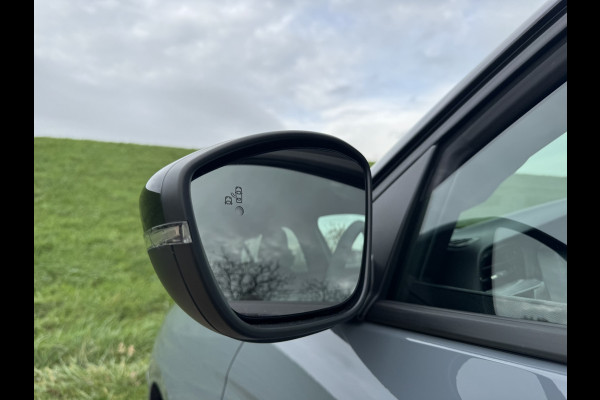 Opel Corsa 1.2 GS Climate Control | Camera | Keyless Opel Corsa 1.2 GS Climate Control | Camera | Keyless