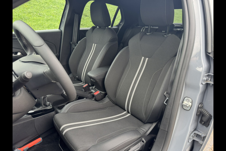 Opel Corsa 1.2 GS Climate Control | Camera | Keyless Opel Corsa 1.2 GS Climate Control | Camera | Keyless