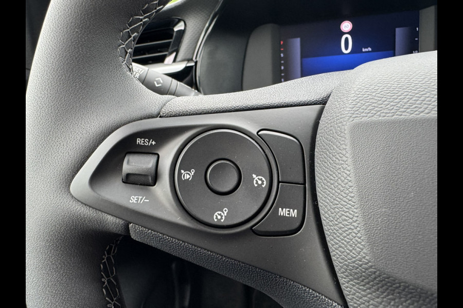 Opel Corsa 1.2 GS Climate Control | Camera | Keyless Opel Corsa 1.2 GS Climate Control | Camera | Keyless