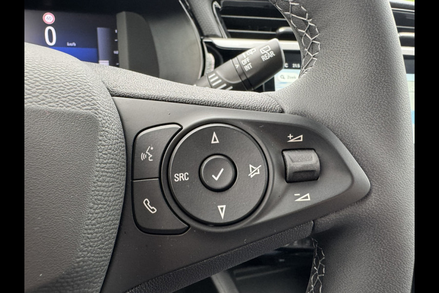 Opel Corsa 1.2 GS Climate Control | Camera | Keyless Opel Corsa 1.2 GS Climate Control | Camera | Keyless