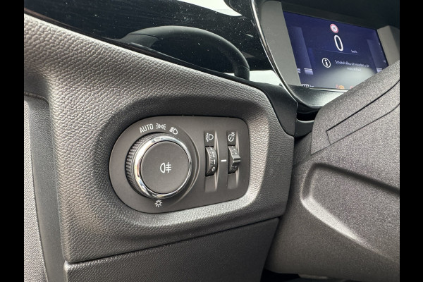 Opel Corsa 1.2 GS Climate Control | Camera | Keyless Opel Corsa 1.2 GS Climate Control | Camera | Keyless