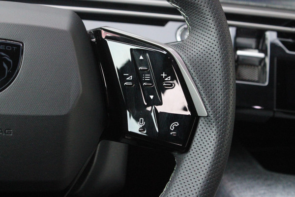 Peugeot 3008 1.2 Hybrid 145PK GT | ELEKTRISCH BEDIENBARE ACHTERKLEP | NAVIGATIE | DRAADLOZE APPLE CARPLAY/ANDROID AUTO | SFEER VERLICHTING | ACHTERUITRIJ CAMERA | PARKEERSENSOREN VOOR EN ACHTER | FULL LED KOPLAMPEN | KEYLESS ENTRY/START | ADAPTIVE CRUISE CONTROL | STOEL/STUUR VERWARMING | LICHTMETALEN VELGEN 19" | DAB+ RADIO |