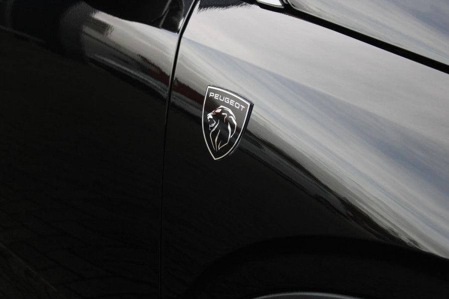 Peugeot 3008 1.2 Hybrid 145PK GT | ELEKTRISCH BEDIENBARE ACHTERKLEP | NAVIGATIE | DRAADLOZE APPLE CARPLAY/ANDROID AUTO | SFEER VERLICHTING | ACHTERUITRIJ CAMERA | PARKEERSENSOREN VOOR EN ACHTER | FULL LED KOPLAMPEN | KEYLESS ENTRY/START | ADAPTIVE CRUISE CONTROL | STOEL/STUUR VERWARMING | LICHTMETALEN VELGEN 19" | DAB+ RADIO |