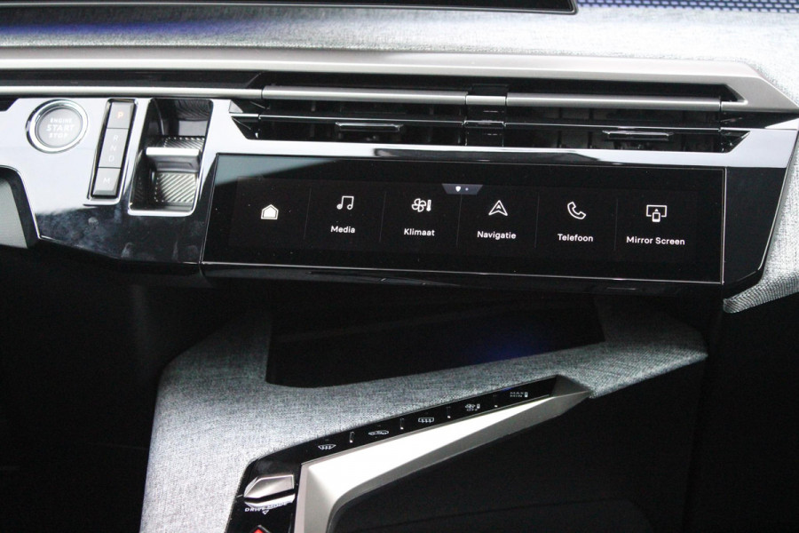 Peugeot 3008 1.2 Hybrid 145PK GT | ELEKTRISCH BEDIENBARE ACHTERKLEP | NAVIGATIE | DRAADLOZE APPLE CARPLAY/ANDROID AUTO | SFEER VERLICHTING | ACHTERUITRIJ CAMERA | PARKEERSENSOREN VOOR EN ACHTER | FULL LED KOPLAMPEN | KEYLESS ENTRY/START | ADAPTIVE CRUISE CONTROL | STOEL/STUUR VERWARMING | LICHTMETALEN VELGEN 19" | DAB+ RADIO |