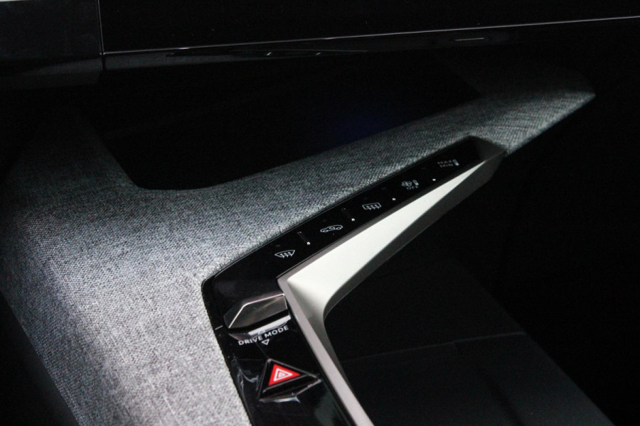 Peugeot 3008 1.2 Hybrid 145PK GT | ELEKTRISCH BEDIENBARE ACHTERKLEP | NAVIGATIE | DRAADLOZE APPLE CARPLAY/ANDROID AUTO | SFEER VERLICHTING | ACHTERUITRIJ CAMERA | PARKEERSENSOREN VOOR EN ACHTER | FULL LED KOPLAMPEN | KEYLESS ENTRY/START | ADAPTIVE CRUISE CONTROL | STOEL/STUUR VERWARMING | LICHTMETALEN VELGEN 19" | DAB+ RADIO |