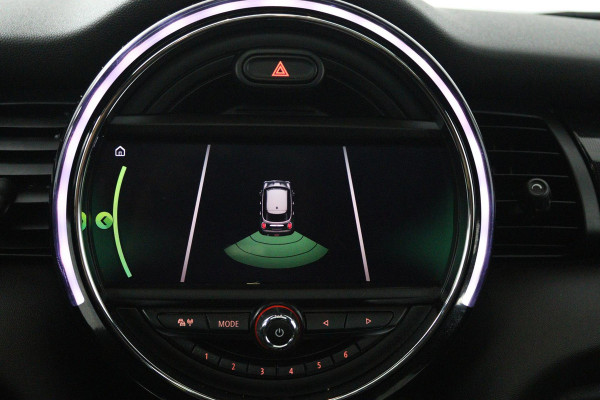 MINI Mini 1.5 Cooper Business Edition (PANORAMADAK, STOELVERWARMING, H&K AUDIO, SFEERVERLICHTING, CARPLAY NAVIGATIE, SENSOREN)