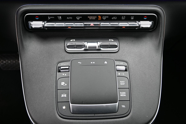 Mercedes-Benz V-Klasse 300d L3 DC XL Avantgarde Standkachel, 360 Camera, Electrische schuifdeuren, Distronic Mercedes-Benz V-Klasse 300d L3 DC XL Avantgarde Standkachel, 360 Camera, Electrische schuifdeuren, Distronic