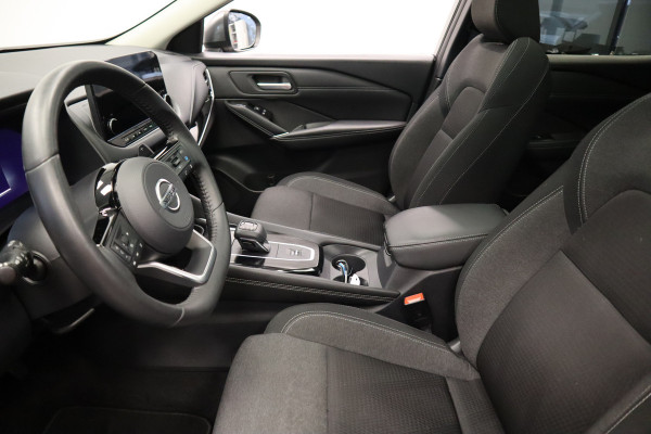 Nissan QASHQAI 1.3 MHEV Xtronic Premiere Edition Panoramadak 18"lmv 1800kg Trekgewicht! Nissan QASHQAI 1.3 MHEV Xtronic Premiere Edition Panoramadak 18"lmv 1800kg Trekgewicht!