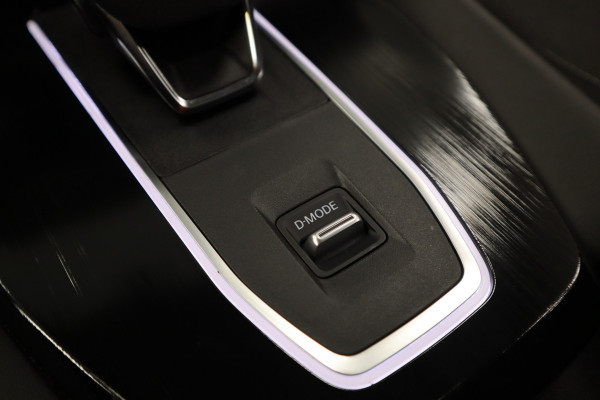 Nissan QASHQAI 1.3 MHEV Xtronic Premiere Edition Panoramadak 18"lmv 1800kg Trekgewicht! Nissan QASHQAI 1.3 MHEV Xtronic Premiere Edition Panoramadak 18"lmv 1800kg Trekgewicht!