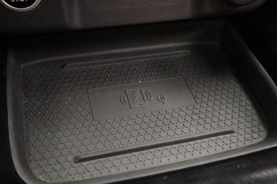 Nissan QASHQAI 1.3 MHEV Xtronic Premiere Edition Panoramadak 18"lmv 1800kg Trekgewicht! Nissan QASHQAI 1.3 MHEV Xtronic Premiere Edition Panoramadak 18"lmv 1800kg Trekgewicht!