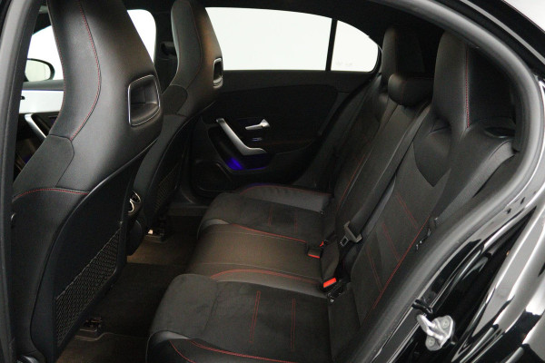Mercedes-Benz A-Klasse 250 e Business Solution AMG Limited (PANORAMADAK, SFEERVERLICHTING, STOELVERWARMING, ACHTERUITRIJCAMERA) Mercedes-Benz A-Klasse 250 e Business Solution AMG Limited (PANORAMADAK, SFEERVERLICHTING, STOELVERWARMING, ACHTERUITRIJCAMERA)