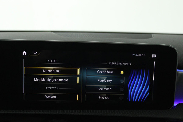 Mercedes-Benz A-Klasse 250 e Business Solution AMG Limited (PANORAMADAK, SFEERVERLICHTING, STOELVERWARMING, ACHTERUITRIJCAMERA) Mercedes-Benz A-Klasse 250 e Business Solution AMG Limited (PANORAMADAK, SFEERVERLICHTING, STOELVERWARMING, ACHTERUITRIJCAMERA)