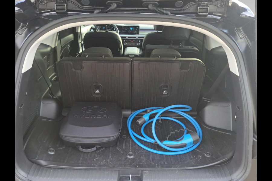 Hyundai IONIQ 9 Connect AWD 7p. 110.3 kWh Hyundai IONIQ 9 Connect AWD 7p. 110.3 kWh