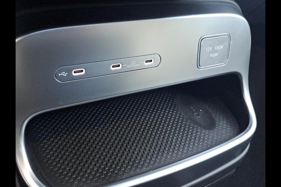 Hyundai IONIQ 9 Connect AWD 7p. 110.3 kWh Hyundai IONIQ 9 Connect AWD 7p. 110.3 kWh