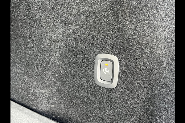 Volvo XC60 2.0 T6 Plug-in hybrid AWD Inscription Expression Mega Vol! 360° Camera | Harman Kardon | Leder | Stoel+Stuurverwarming | Panoramadak | Trekhaak | 12 mnd Bovag Garantie Volvo XC60 2.0 T6 Plug-in hybrid AWD Inscription Expression Mega Vol! 360° Camera | Harman Kardon | Leder | Stoel+Stuurverwarming | Panoramadak | Trekhaak | 12 mnd Bovag Garantie