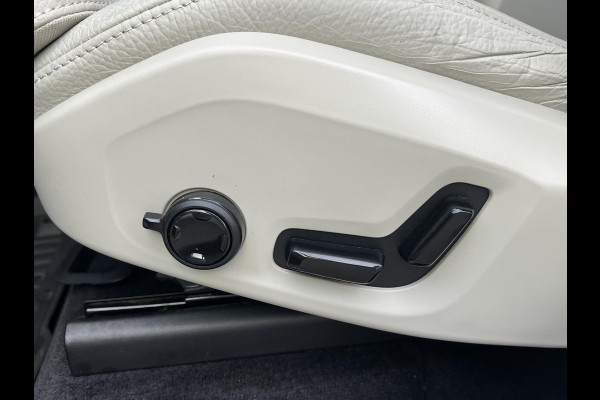 Volvo XC60 2.0 T6 Plug-in hybrid AWD Inscription Expression Mega Vol! 360° Camera | Harman Kardon | Leder | Stoel+Stuurverwarming | Panoramadak | Trekhaak | 12 mnd Bovag Garantie Volvo XC60 2.0 T6 Plug-in hybrid AWD Inscription Expression Mega Vol! 360° Camera | Harman Kardon | Leder | Stoel+Stuurverwarming | Panoramadak | Trekhaak | 12 mnd Bovag Garantie