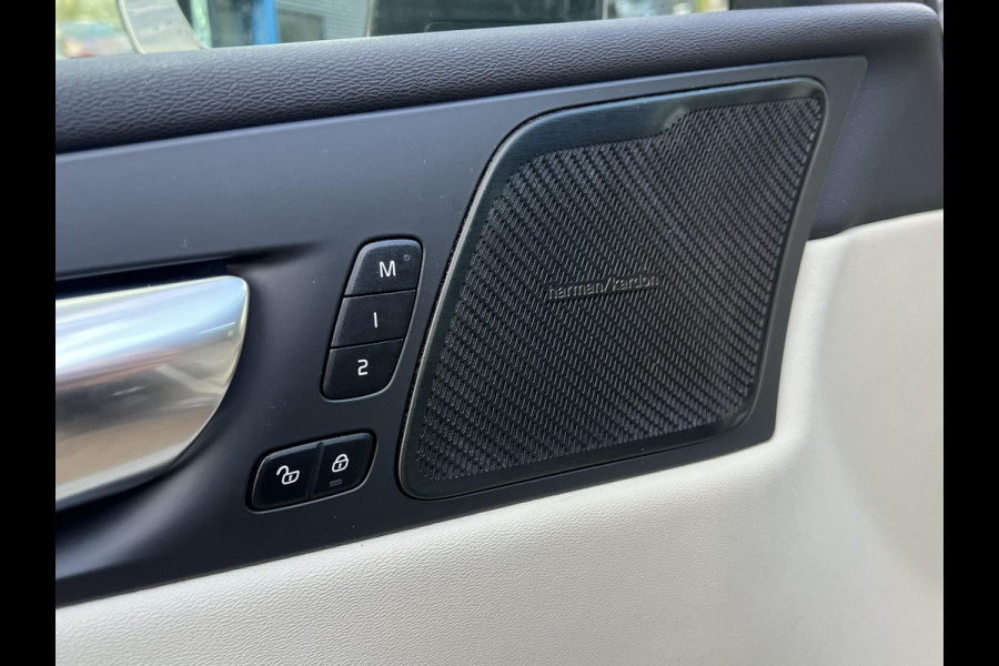 Volvo XC60 2.0 T6 Plug-in hybrid AWD Inscription Expression Mega Vol! 360° Camera | Harman Kardon | Leder | Stoel+Stuurverwarming | Panoramadak | Trekhaak | 12 mnd Bovag Garantie Volvo XC60 2.0 T6 Plug-in hybrid AWD Inscription Expression Mega Vol! 360° Camera | Harman Kardon | Leder | Stoel+Stuurverwarming | Panoramadak | Trekhaak | 12 mnd Bovag Garantie