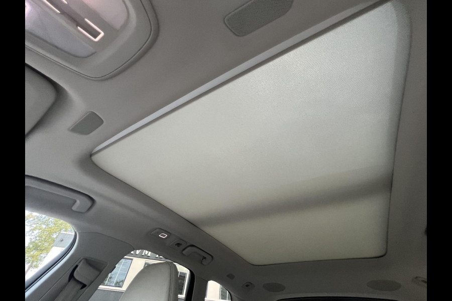 Volvo XC60 2.0 T6 Plug-in hybrid AWD Inscription Expression Mega Vol! 360° Camera | Harman Kardon | Leder | Stoel+Stuurverwarming | Panoramadak | Trekhaak | 12 mnd Bovag Garantie Volvo XC60 2.0 T6 Plug-in hybrid AWD Inscription Expression Mega Vol! 360° Camera | Harman Kardon | Leder | Stoel+Stuurverwarming | Panoramadak | Trekhaak | 12 mnd Bovag Garantie