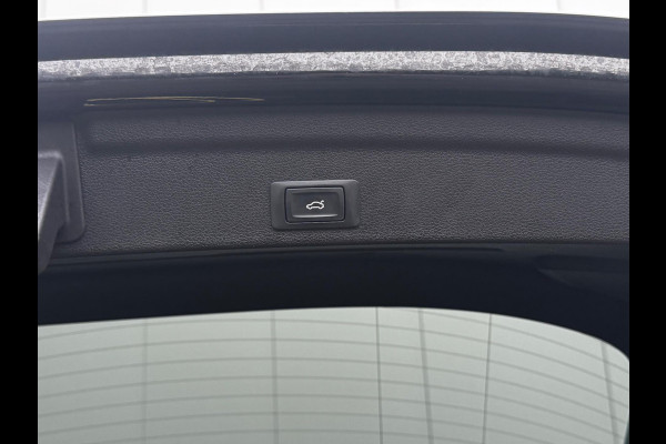 Audi Q3 Sportback 45TFSIe ADVANCE EDITION ADAPTIVE CRUISE CARPLAY EERSTE EIGENAAR NAP BTW Audi Q3 Sportback 45TFSIe ADVANCE EDITION ADAPTIVE CRUISE CARPLAY EERSTE EIGENAAR NAP BTW