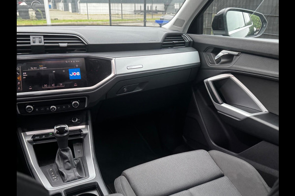 Audi Q3 Sportback 45TFSIe ADVANCE EDITION ADAPTIVE CRUISE CARPLAY EERSTE EIGENAAR NAP BTW Audi Q3 Sportback 45TFSIe ADVANCE EDITION ADAPTIVE CRUISE CARPLAY EERSTE EIGENAAR NAP BTW