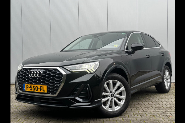 Audi Q3 Sportback 45TFSIe ADVANCE EDITION ADAPTIVE CRUISE CARPLAY EERSTE EIGENAAR NAP BTW Audi Q3 Sportback 45TFSIe ADVANCE EDITION ADAPTIVE CRUISE CARPLAY EERSTE EIGENAAR NAP BTW