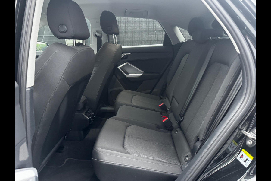 Audi Q3 Sportback 45TFSIe ADVANCE EDITION ADAPTIVE CRUISE CARPLAY EERSTE EIGENAAR NAP BTW Audi Q3 Sportback 45TFSIe ADVANCE EDITION ADAPTIVE CRUISE CARPLAY EERSTE EIGENAAR NAP BTW