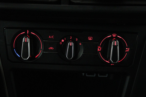 Volkswagen Polo 1.0 TSI Comfortline (CRUISE CONTROL ADAPTIEF, NAVIGATIE CARPLAY, BLUETOOTH)
