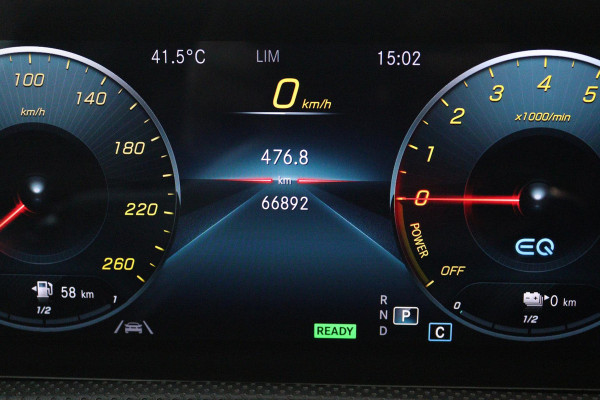 Mercedes-Benz A-Klasse 250 e Business Solution AMG Limited (PANORAMADAK, STOELVERWARMING, SFEERVERLICHTING, ELEKTR STOELEN) Mercedes-Benz A-Klasse 250 e Business Solution AMG Limited (PANORAMADAK, STOELVERWARMING, SFEERVERLICHTING, ELEKTR STOELEN)