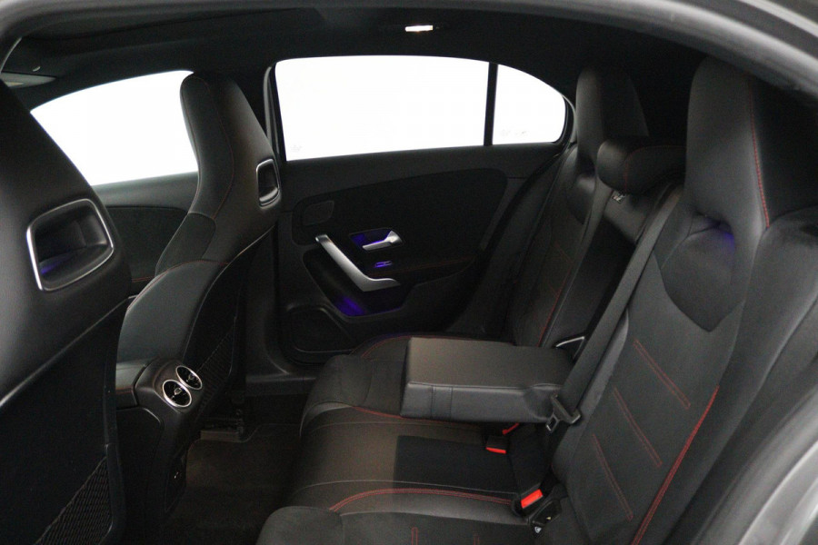 Mercedes-Benz A-Klasse 250 e Business Solution AMG Limited (PANORAMADAK, STOELVERWARMING, SFEERVERLICHTING, ELEKTR STOELEN) Mercedes-Benz A-Klasse 250 e Business Solution AMG Limited (PANORAMADAK, STOELVERWARMING, SFEERVERLICHTING, ELEKTR STOELEN)