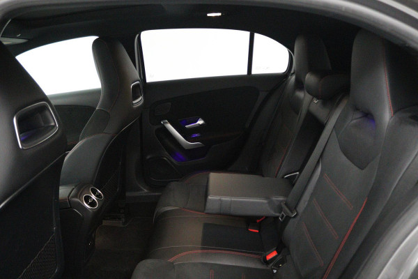 Mercedes-Benz A-Klasse 250 e Business Solution AMG Limited (PANORAMADAK, STOELVERWARMING, SFEERVERLICHTING, ELEKTR STOELEN) Mercedes-Benz A-Klasse 250 e Business Solution AMG Limited (PANORAMADAK, STOELVERWARMING, SFEERVERLICHTING, ELEKTR STOELEN)