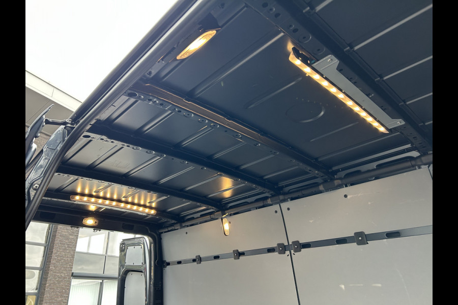 Mercedes-Benz Sprinter 317 CDI L2 H2 MBUX / Camera / Carplay navigatie / Cruise control / Airco Mercedes-Benz Sprinter 317 CDI L2 H2 MBUX / Camera / Carplay navigatie / Cruise control / Airco