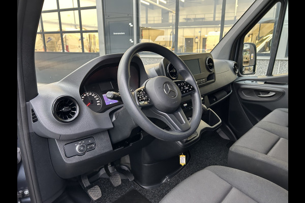Mercedes-Benz Sprinter 317 CDI L2 H2 MBUX / Camera / Carplay navigatie / Cruise control / Airco Mercedes-Benz Sprinter 317 CDI L2 H2 MBUX / Camera / Carplay navigatie / Cruise control / Airco