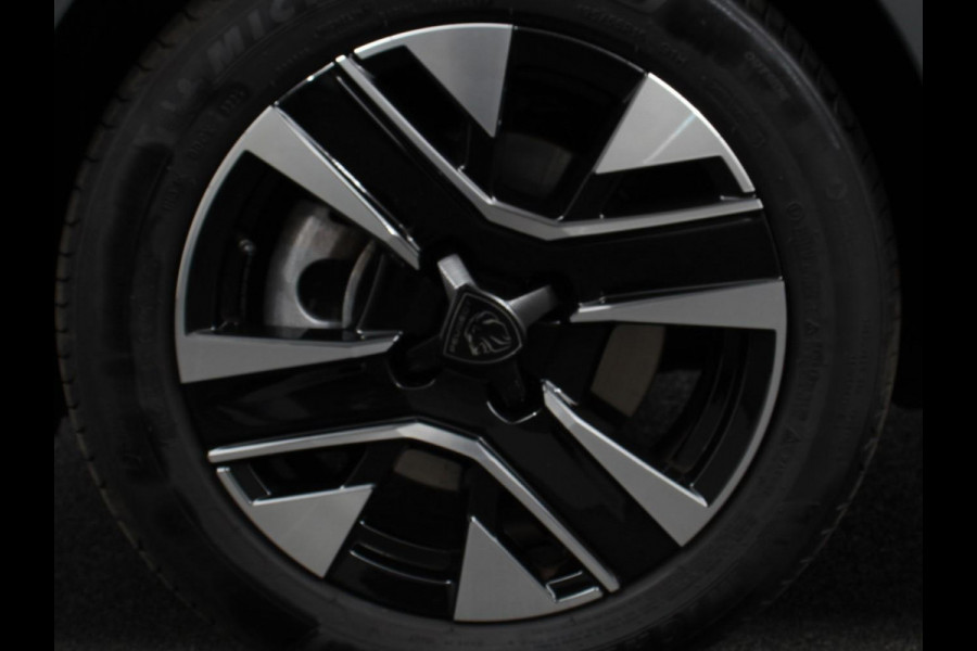 Peugeot 208 1.2 Hybrid 100PK Automaat Allure | Navigatie | Apple Carplay/Android Auto | Airco | Camera | Parkeer sensoren | Cruise Control | Led | Lichtmetalen Velgen Peugeot 208 1.2 Hybrid 100PK Automaat Allure | Navigatie | Apple Carplay/Android Auto | Airco | Camera | Parkeer sensoren | Cruise Control | Led | Lichtmetalen Velgen