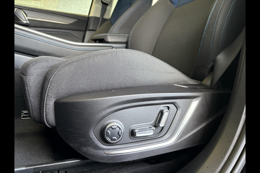 Lynk & Co 01 1.5 261 pk | PHEV | 360 Camera | Adaptieve Cruise | Elek. Achterklep | Panorama dak | Stoelverwarming | 1.800kg Trekgewicht Lynk & Co 01 1.5 261 pk | PHEV | 360 Camera | Adaptieve Cruise | Elek. Achterklep | Panorama dak | Stoelverwarming | 1.800kg Trekgewicht