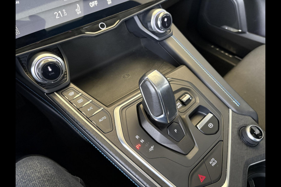 Lynk & Co 01 1.5 261 pk | PHEV | 360 Camera | Adaptieve Cruise | Elek. Achterklep | Panorama dak | Stoelverwarming | 1.800kg Trekgewicht Lynk & Co 01 1.5 261 pk | PHEV | 360 Camera | Adaptieve Cruise | Elek. Achterklep | Panorama dak | Stoelverwarming | 1.800kg Trekgewicht