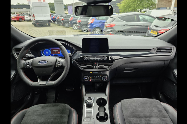 Ford Kuga 2.5 PHEV ST-Line X 225 PK | Afneembare trekhaak | Adaptive Cruise | Winterpack | Head-Up Display | B&O Audio | Technology Pack | Verlengde garantie tm. 08-2029 Ford Kuga 2.5 PHEV ST-Line X 225 PK | Afneembare trekhaak | Adaptive Cruise | Winterpack | Head-Up Display | B&O Audio | Technology Pack | Verlengde garantie tm. 08-2029