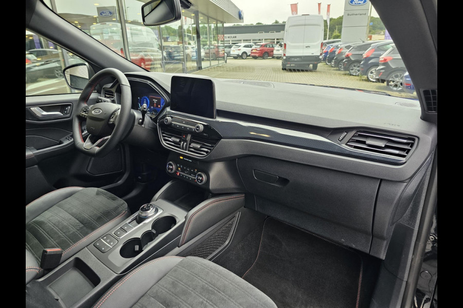 Ford Kuga 2.5 PHEV ST-Line X 225 PK | Afneembare trekhaak | Adaptive Cruise | Winterpack | Head-Up Display | B&O Audio | Technology Pack | Verlengde garantie tm. 08-2029 Ford Kuga 2.5 PHEV ST-Line X 225 PK | Afneembare trekhaak | Adaptive Cruise | Winterpack | Head-Up Display | B&O Audio | Technology Pack | Verlengde garantie tm. 08-2029