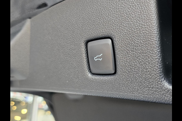Ford Kuga 2.5 PHEV ST-Line X 225 PK | Afneembare trekhaak | Adaptive Cruise | Winterpack | Head-Up Display | B&O Audio | Technology Pack | Verlengde garantie tm. 08-2029 Ford Kuga 2.5 PHEV ST-Line X 225 PK | Afneembare trekhaak | Adaptive Cruise | Winterpack | Head-Up Display | B&O Audio | Technology Pack | Verlengde garantie tm. 08-2029