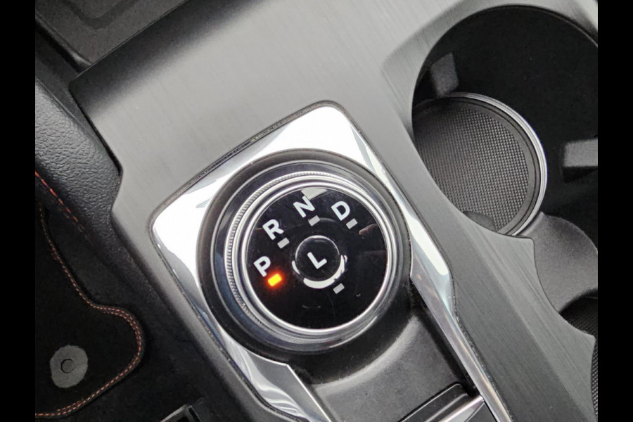 Ford Kuga 2.5 PHEV ST-Line X 225 PK | Afneembare trekhaak | Adaptive Cruise | Winterpack | Head-Up Display | B&O Audio | Technology Pack | Verlengde garantie tm. 08-2029 Ford Kuga 2.5 PHEV ST-Line X 225 PK | Afneembare trekhaak | Adaptive Cruise | Winterpack | Head-Up Display | B&O Audio | Technology Pack | Verlengde garantie tm. 08-2029