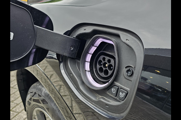 Ford Kuga 2.5 PHEV ST-Line X 225 PK | Afneembare trekhaak | Adaptive Cruise | Winterpack | Head-Up Display | B&O Audio | Technology Pack | Verlengde garantie tm. 08-2029 Ford Kuga 2.5 PHEV ST-Line X 225 PK | Afneembare trekhaak | Adaptive Cruise | Winterpack | Head-Up Display | B&O Audio | Technology Pack | Verlengde garantie tm. 08-2029