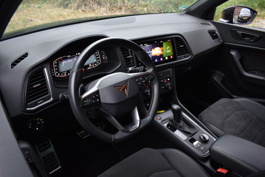 CUPRA Ateca 2.0 TSI 300PK DSG 4DRIVE BLACK BEATS/LEDER/360CAMERA CUPRA Ateca 2.0 TSI 300PK DSG 4DRIVE BLACK BEATS/LEDER/360CAMERA