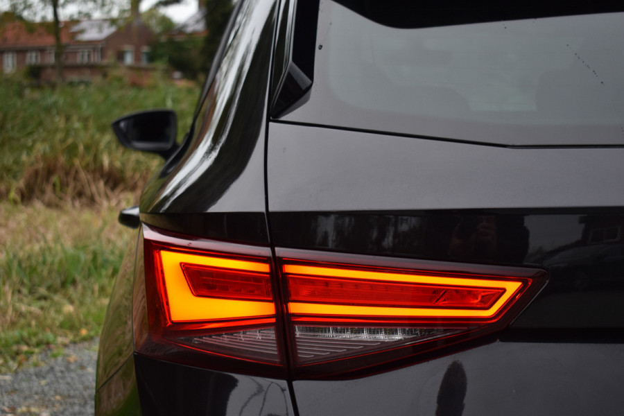 CUPRA Ateca 2.0 TSI 300PK DSG 4DRIVE BLACK BEATS/LEDER/360CAMERA CUPRA Ateca 2.0 TSI 300PK DSG 4DRIVE BLACK BEATS/LEDER/360CAMERA