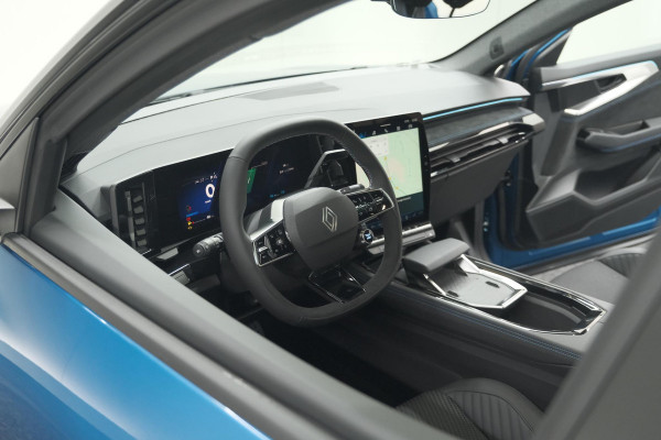 Renault Austral 1.2 E-Tech full hybrid 200 iconic esprit Alpine | Nieuw! | 360 Camera | Panoramadak | Adaptieve Cruise Control